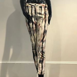 Nicole Miller Tie Dye Capri Jeans